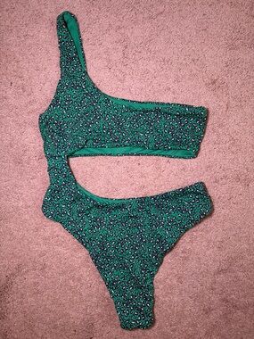 envy Green One-Shoulder Cutout One-Piece Swimsuit